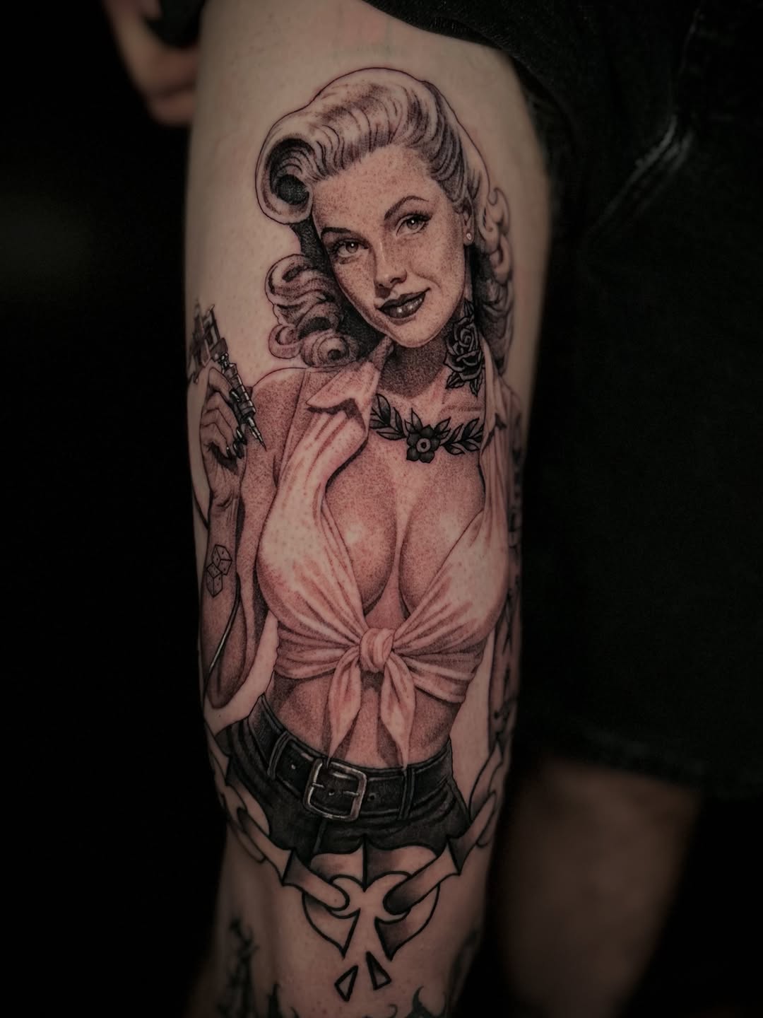 Tattoo by @laurav.tattoo — black_and_grey, realism