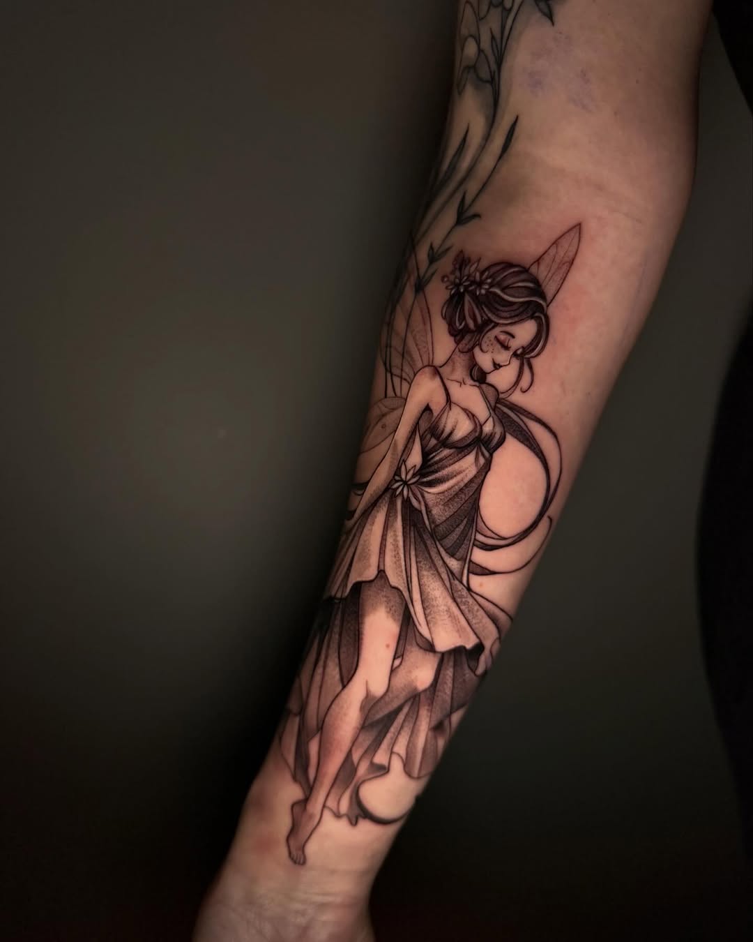 Tattoo by @tinatattooz โ illustrative, black_and_grey