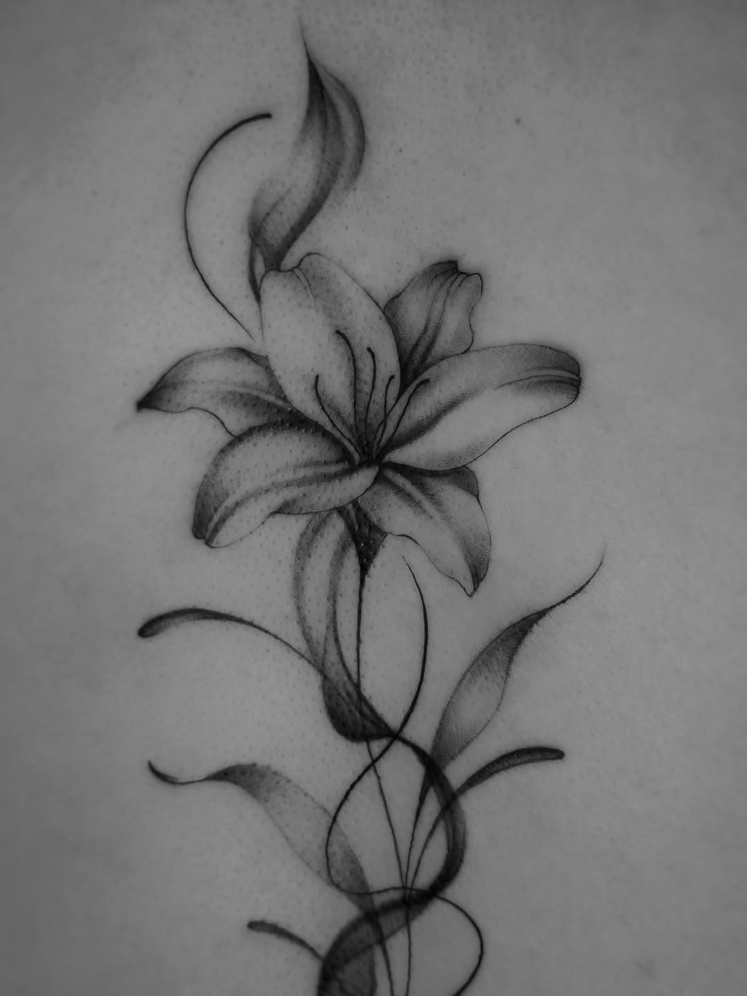 Tattoo by @giannatattoos — black_and_grey, illustrative