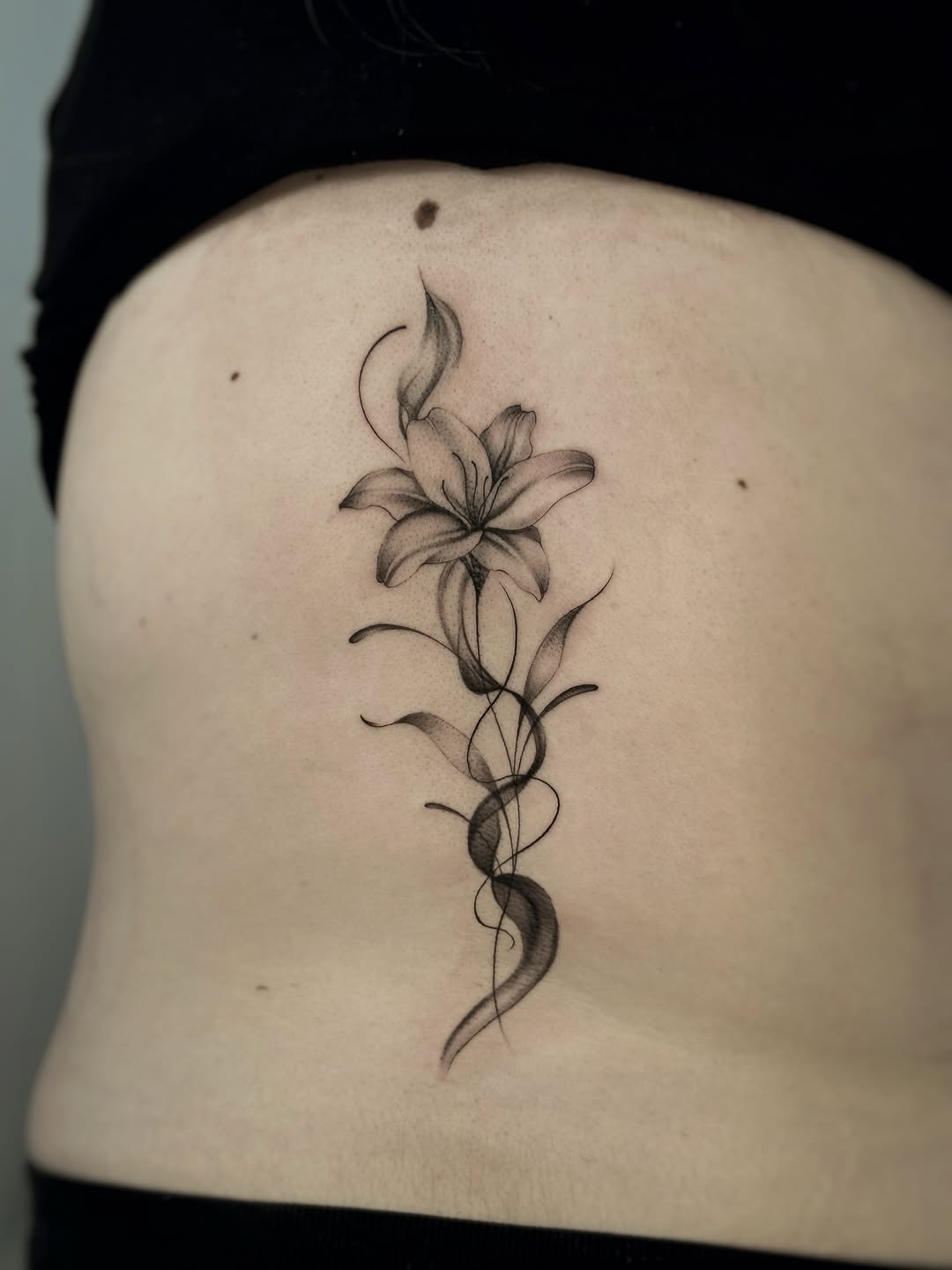 Tattoo by @giannatattoos — fine_line, illustrative