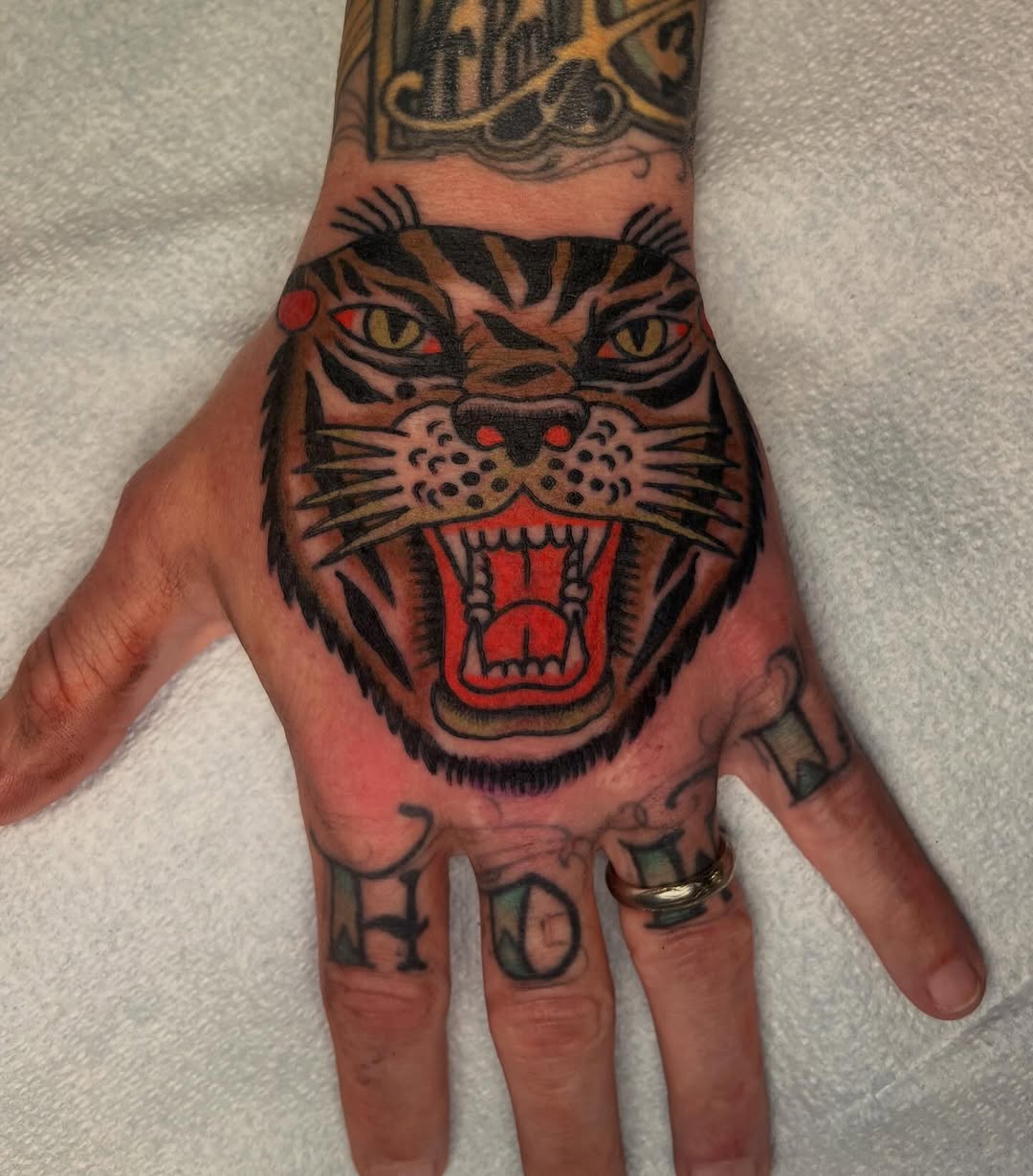 Tattoo by @mustyrattats — american_traditional