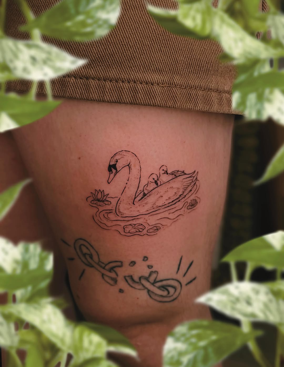 Tattoo by @femininefawntattoo — fine_line, illustrative