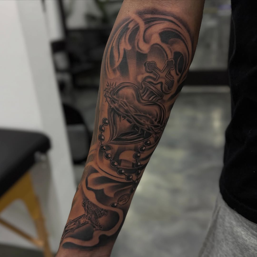 Tattoo by @tattedbydevin โ black_and_grey, realism