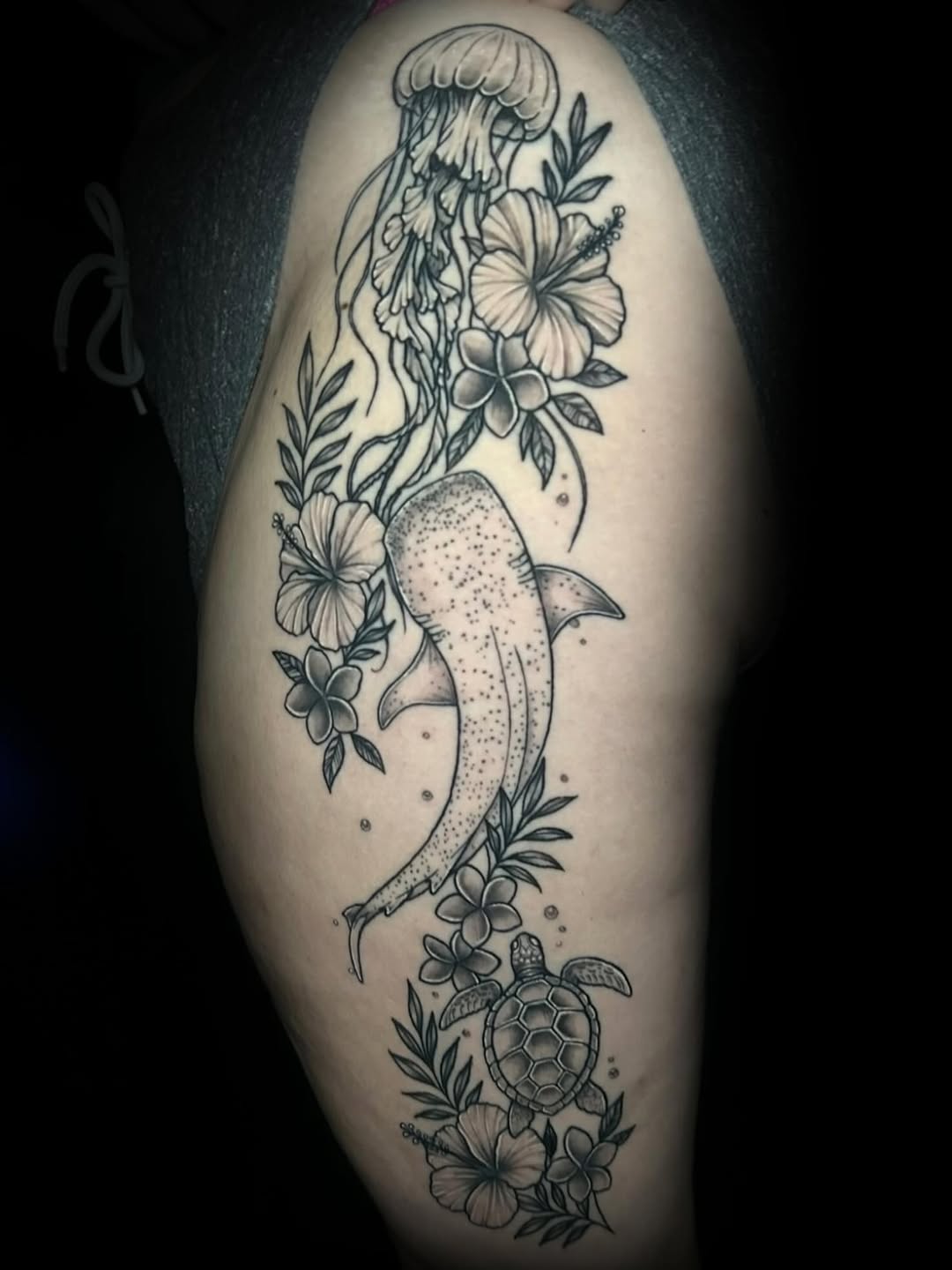 Tattoo by @amry.tattoos โ black_and_grey, realism