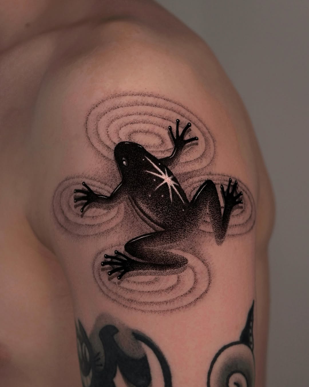 Tattoo by @koda.mode โ dotwork, illustrative