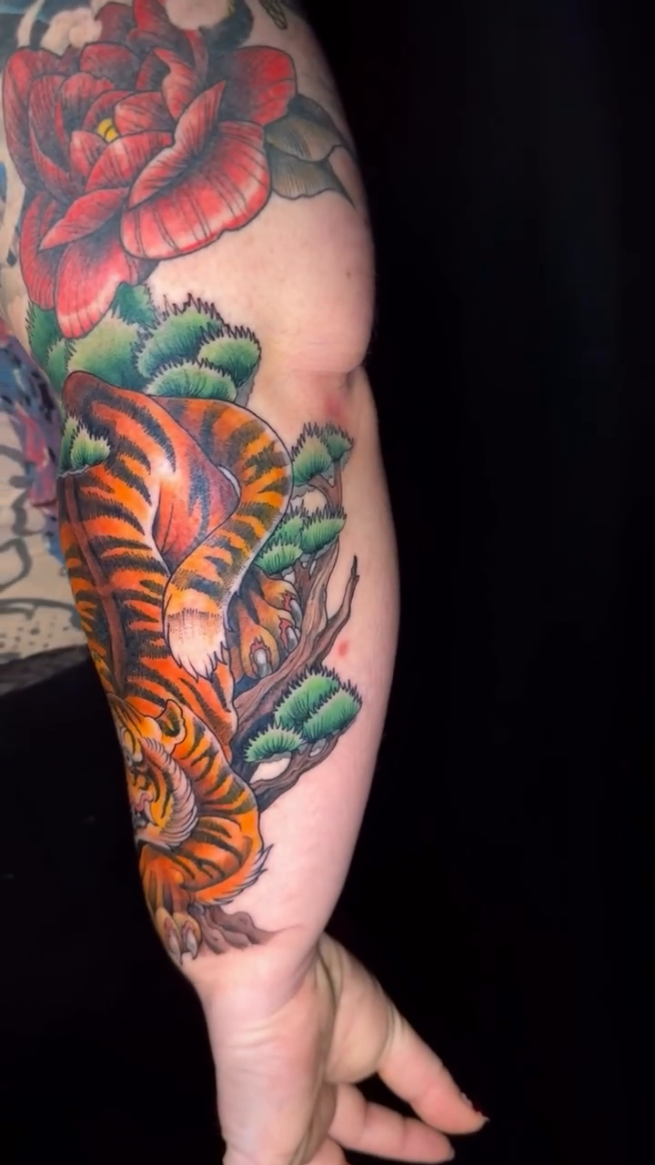 Tattoo by @skerrybrownie — japanese_irezumi, neo_traditional