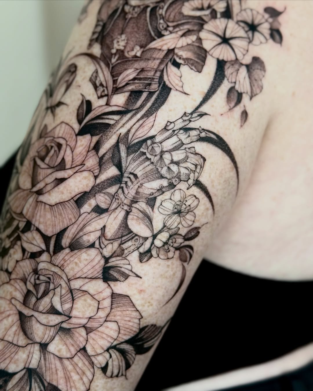 Tattoo by @aarchitattoo — black_and_grey, realism