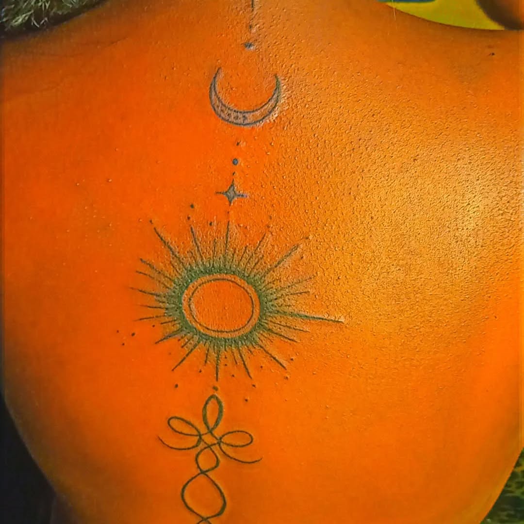 Tattoo by @mwangazatattoosandpiercings โ fine_line