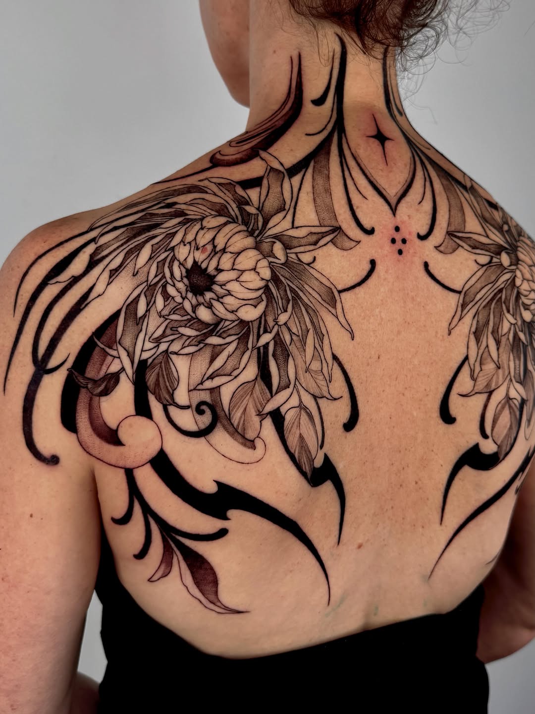 Tattoo by @tattooist_veni — black_and_grey, ornamental