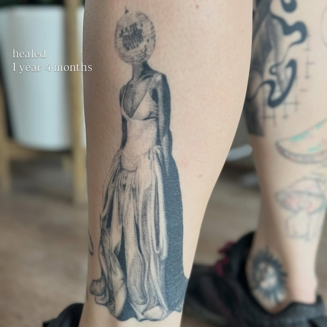 Tattoo by @scaktats โ black_and_grey