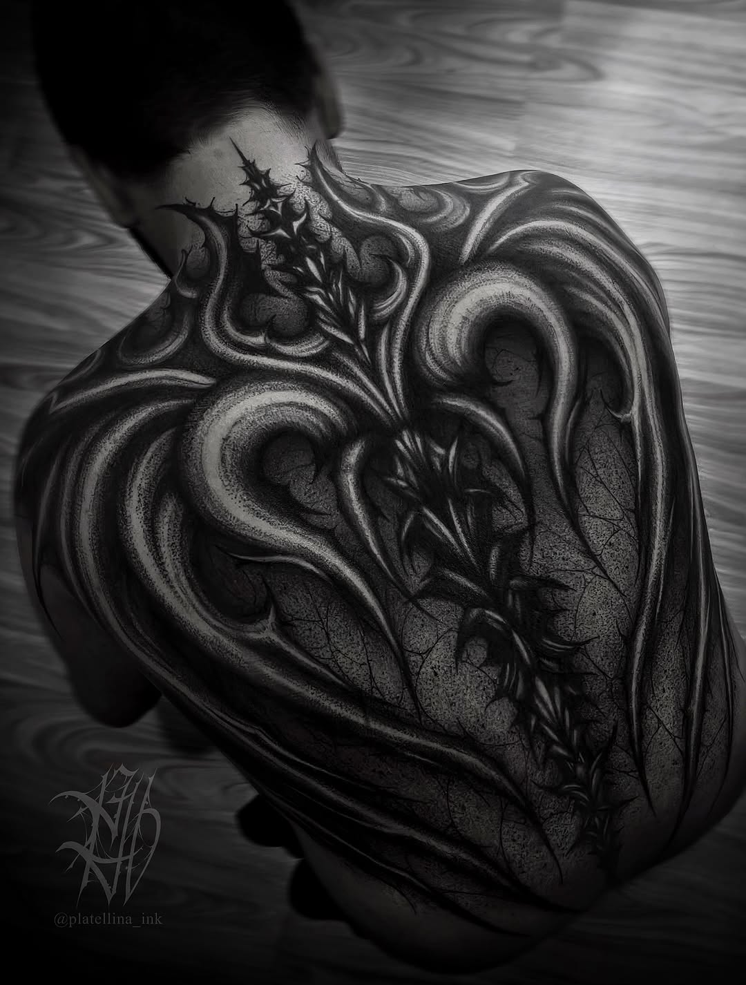 Tattoo by @platellina_ink — blackwork, dark_realism