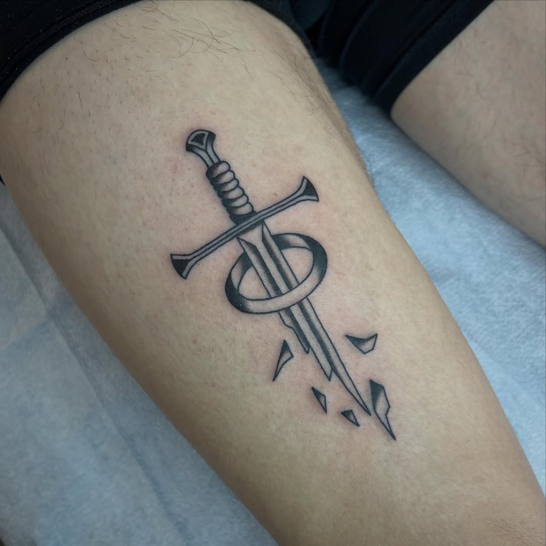 Tattoo by @moosetattooer β black_and_grey, fine_line