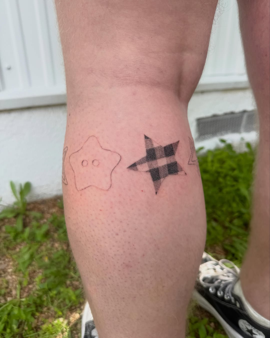 Tattoo by @springgreenes — blackwork