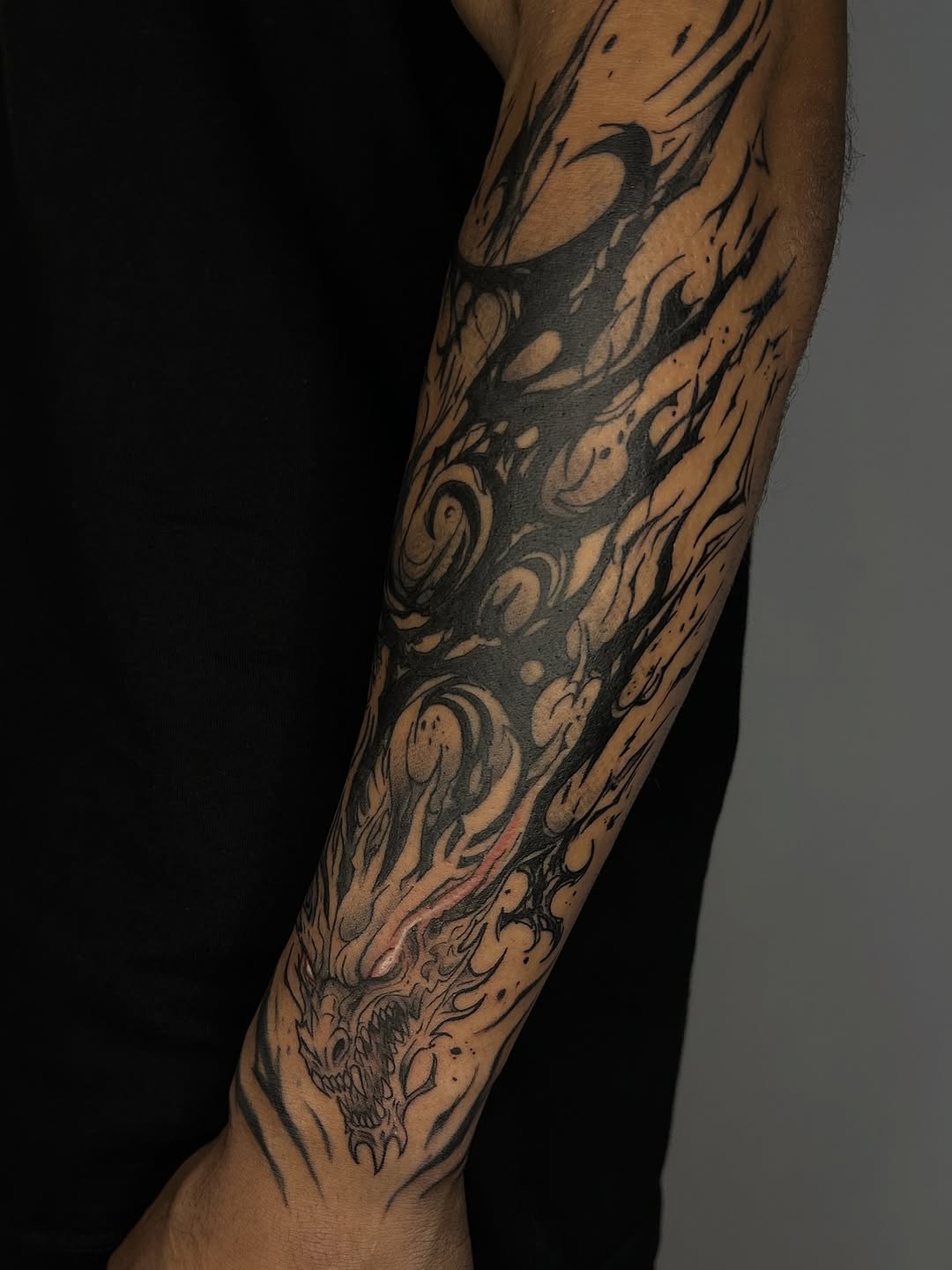 Tattoo by @garotodatatuagem β blackwork, black_and_grey
