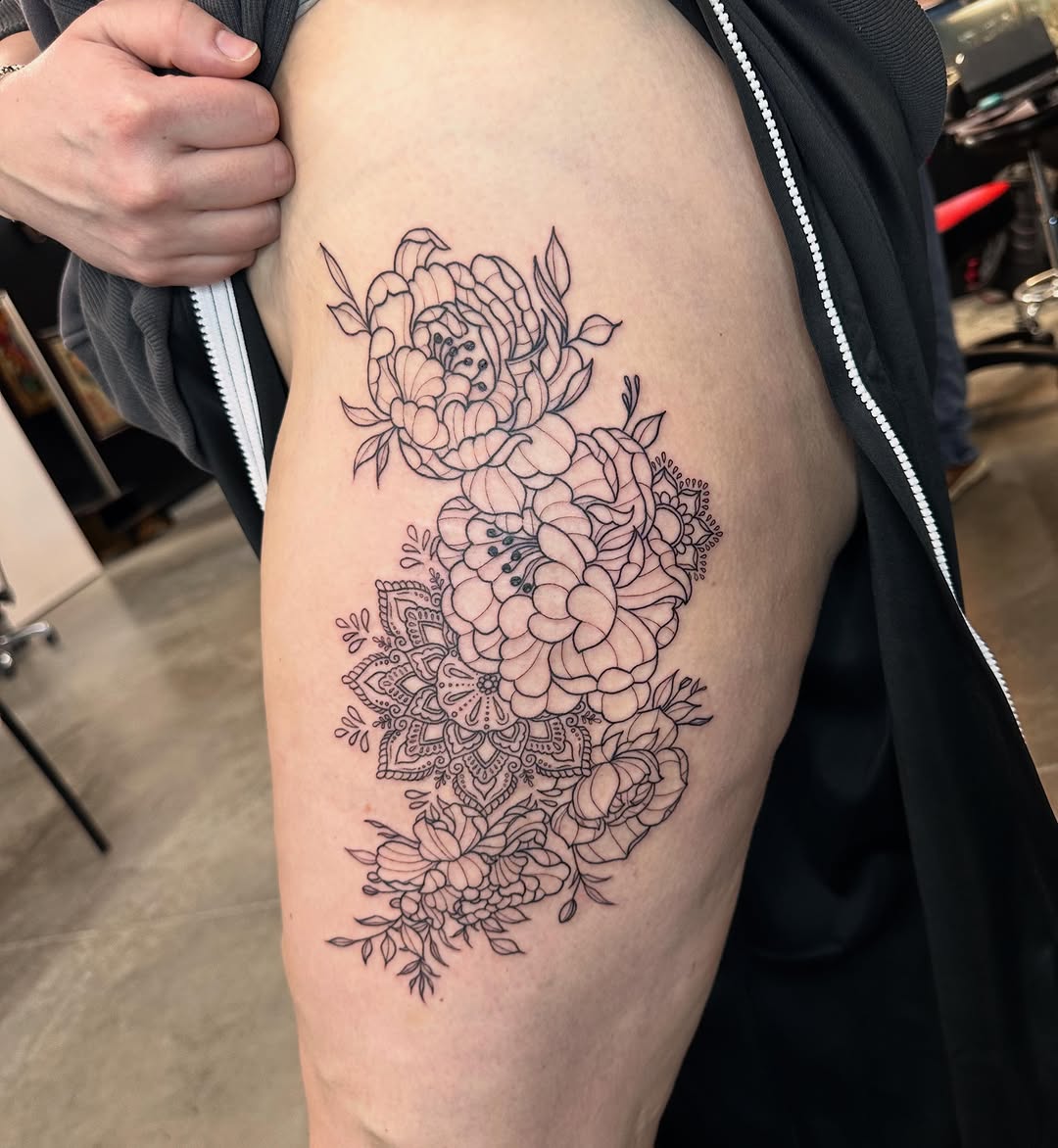 Tattoo by @gwt_artworks — fine_line, ornamental