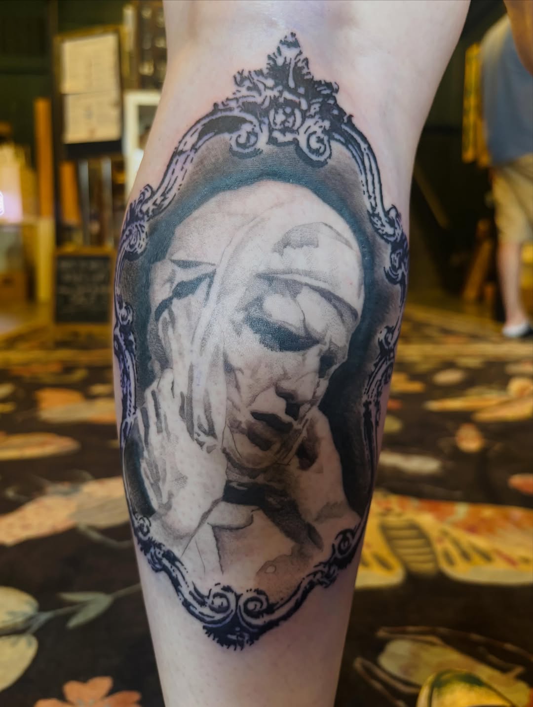 Tattoo by @l00se_needlez โ realism, black_and_grey