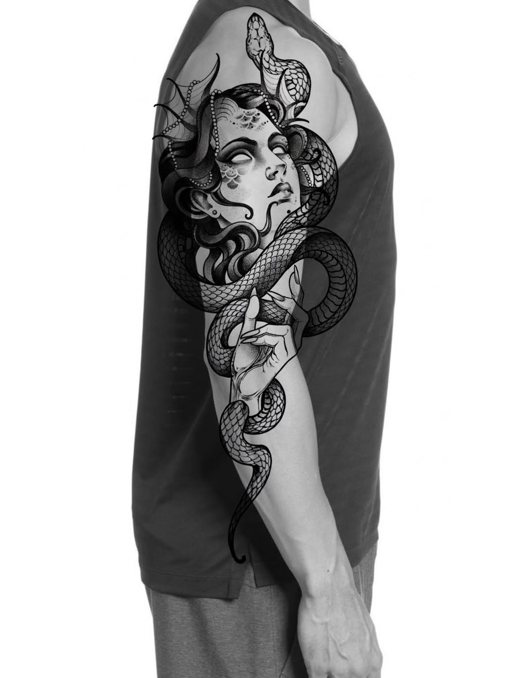 Tattoo by @iamrafaelart — black_and_grey, illustrative