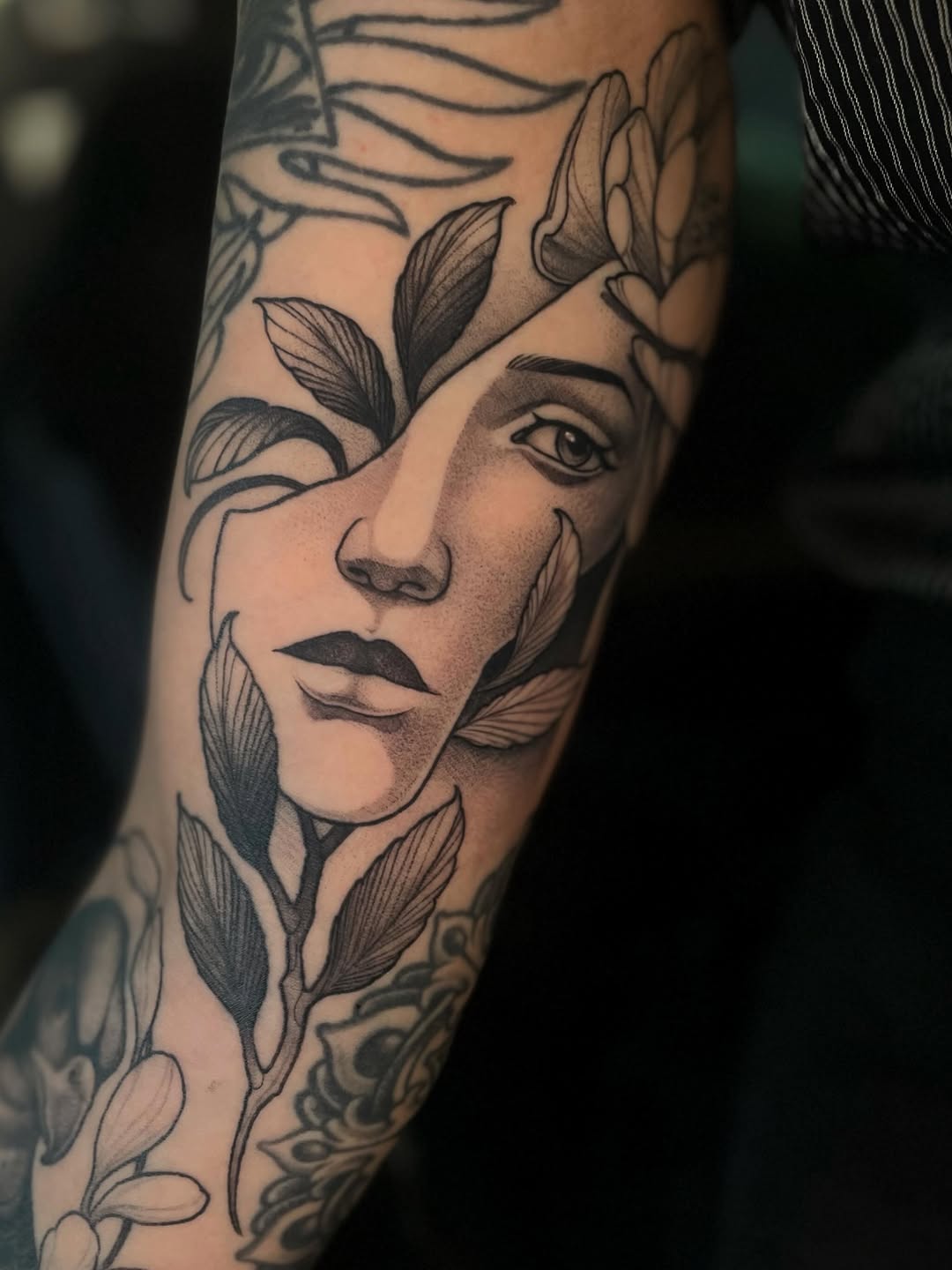 Tattoo by @madelart_ — black_and_grey, illustrative