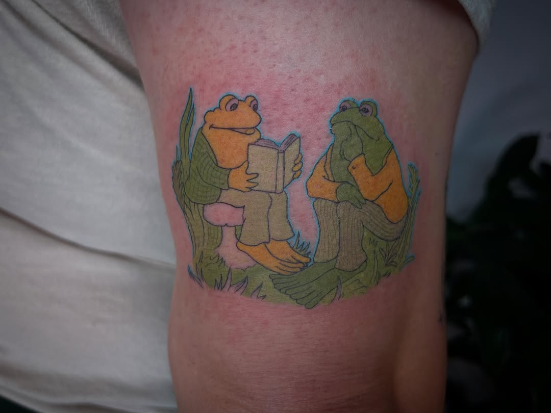 Tattoo by @peachdoestattoos โ illustrative