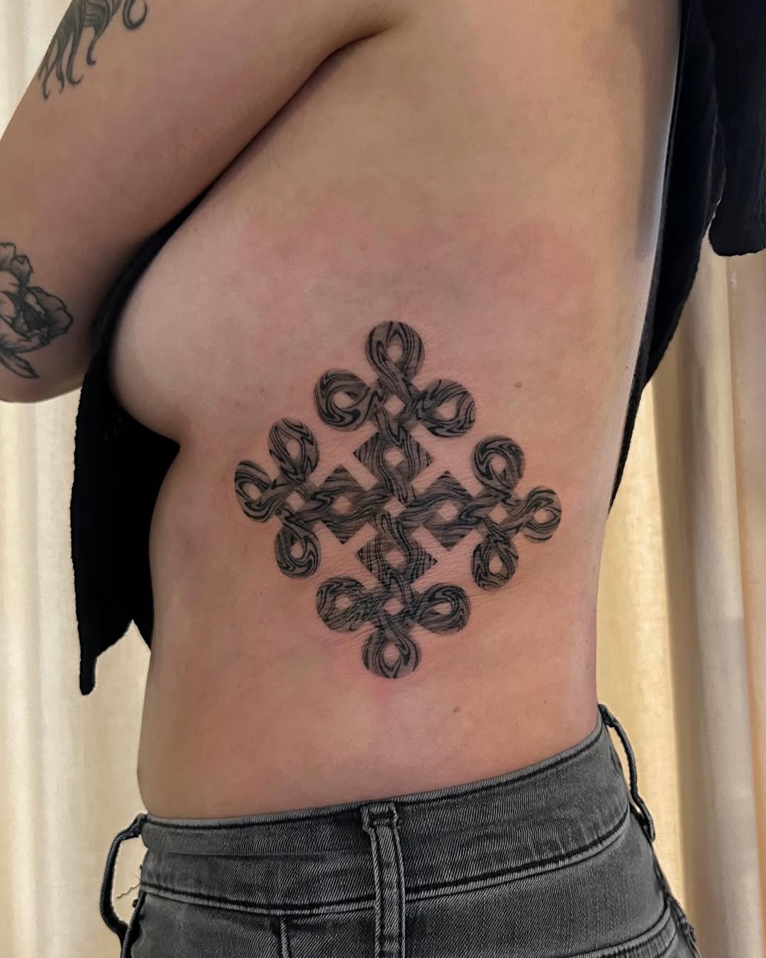 Tattoo by @daan.kim — blackwork, geometric