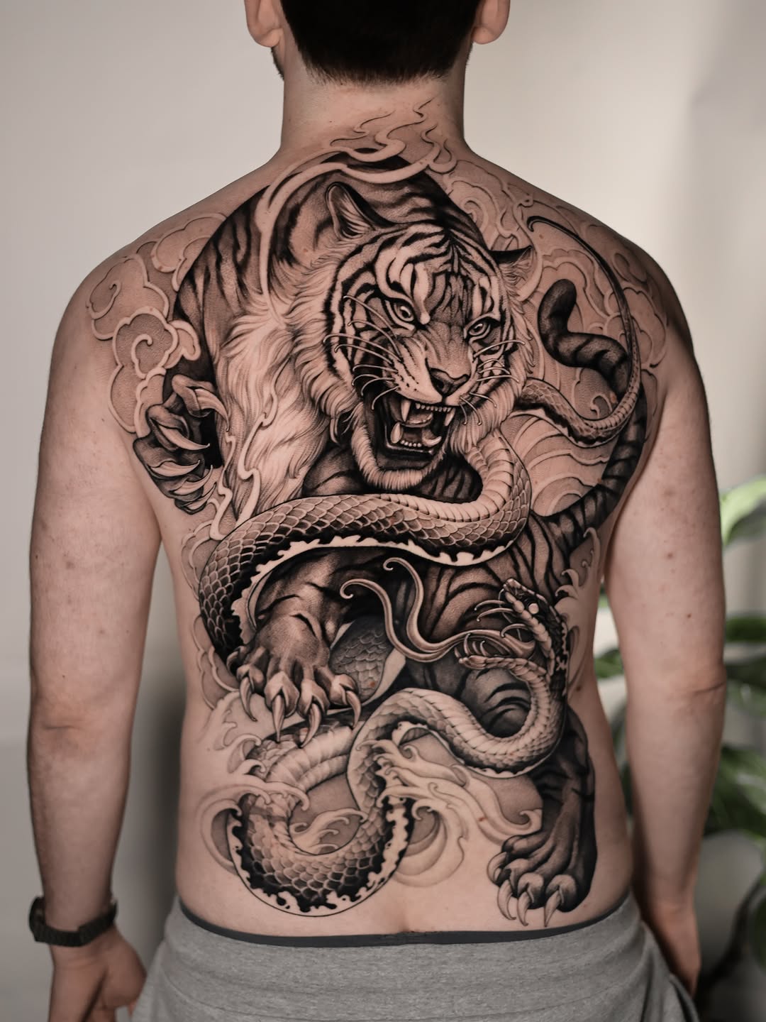 Tattoo by @abcd_tattoo β japanese_irezumi, realism