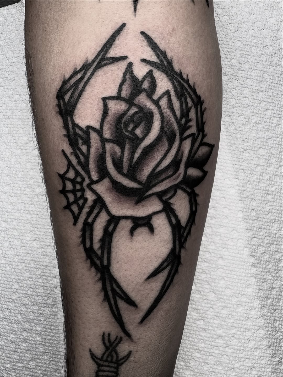 Tattoo by @chavolui_tattoos — american_traditional, illustrative
