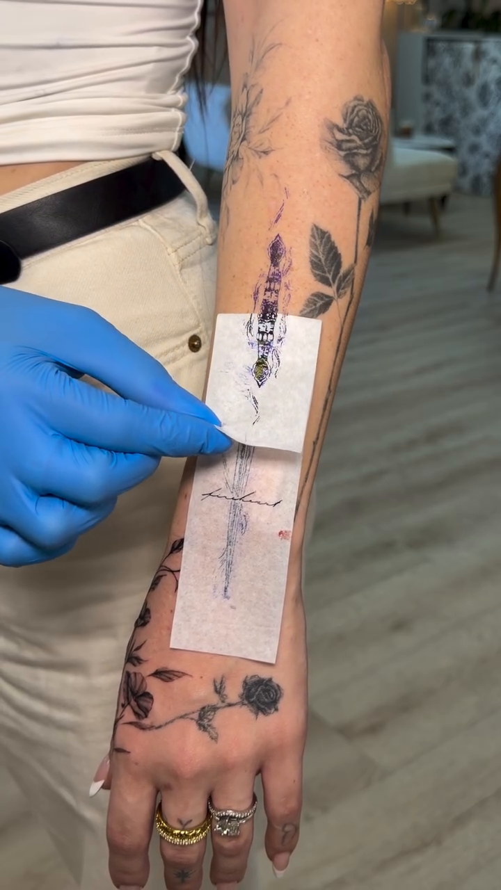 Tattoo by @brystattoos โ black_and_grey