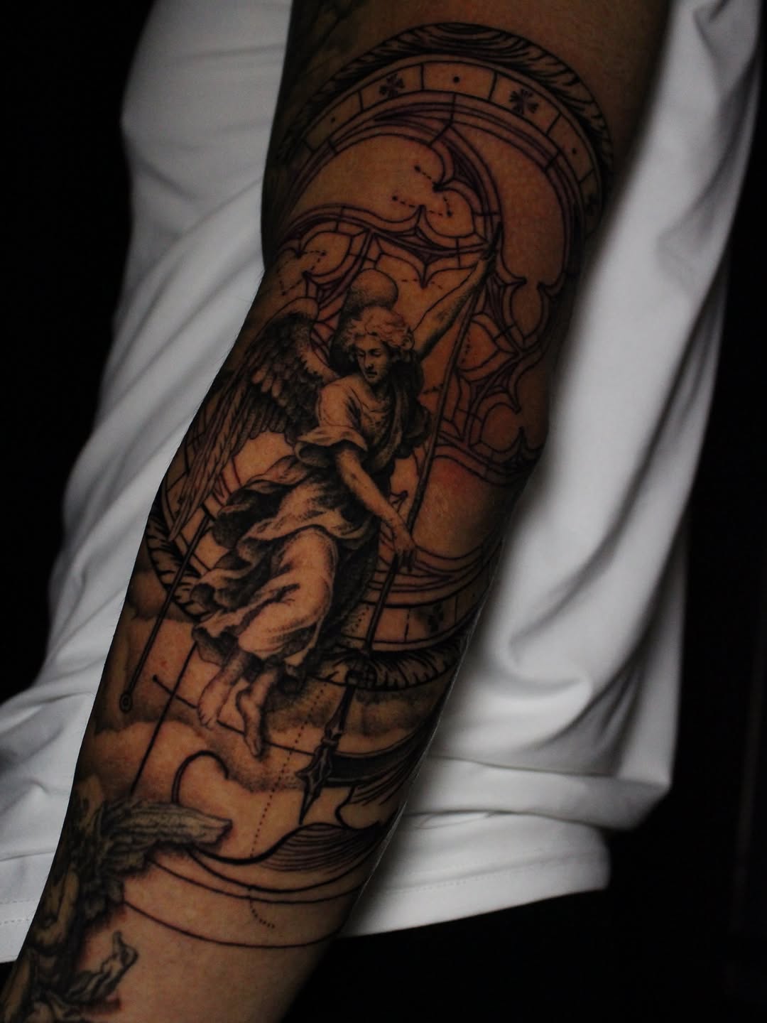 Tattoo by @bennofficial.tt — black_and_grey, realism