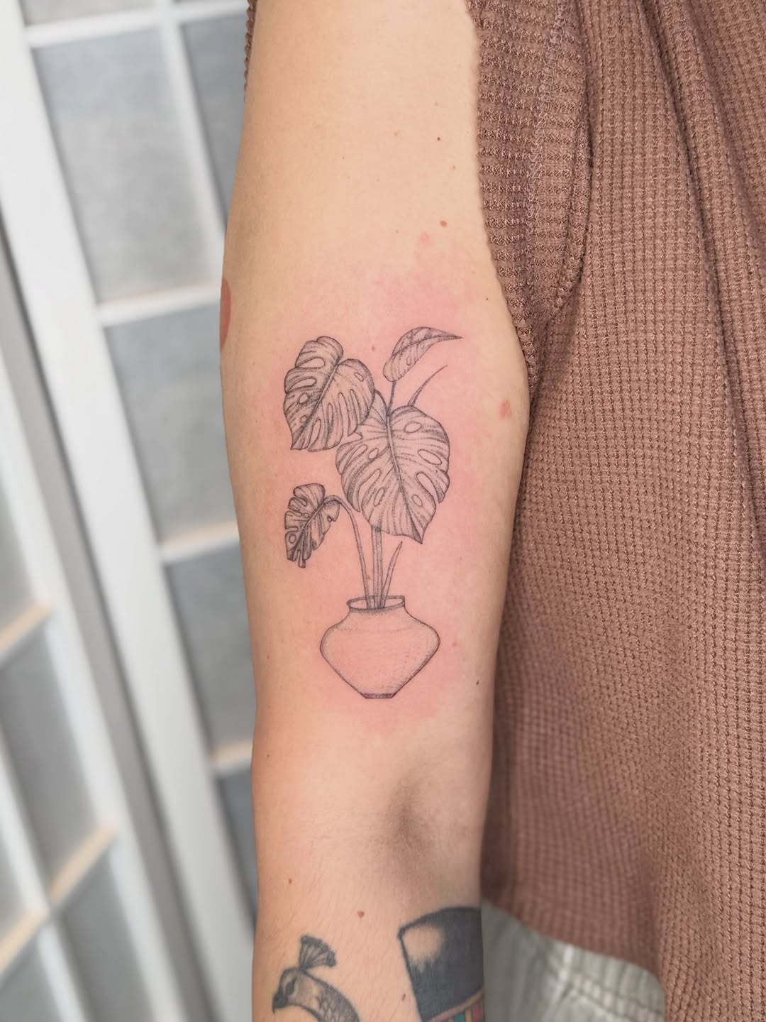 Tattoo by @dottedbydama — fine_line