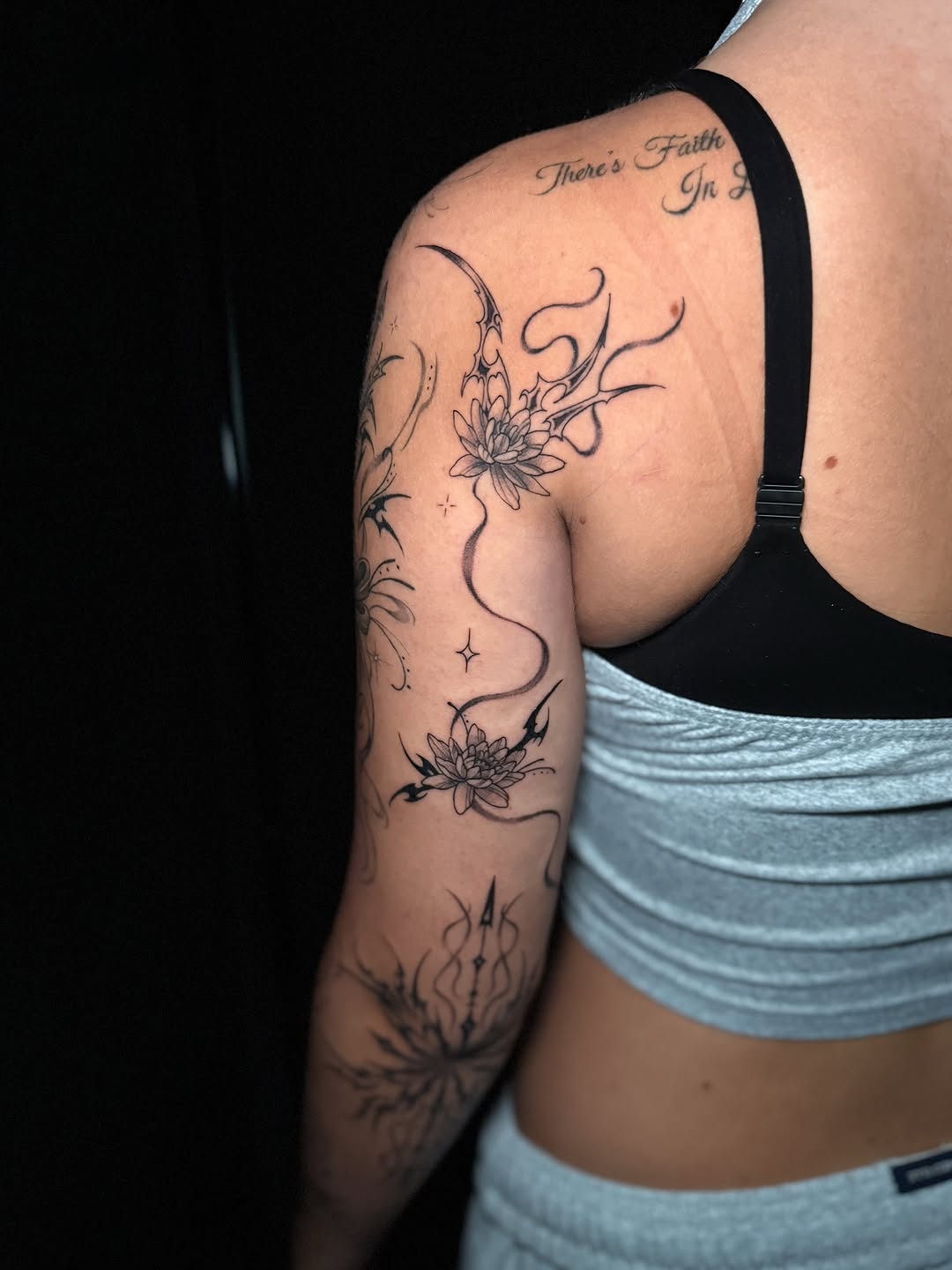Tattoo by @gnat_art โ fine_line