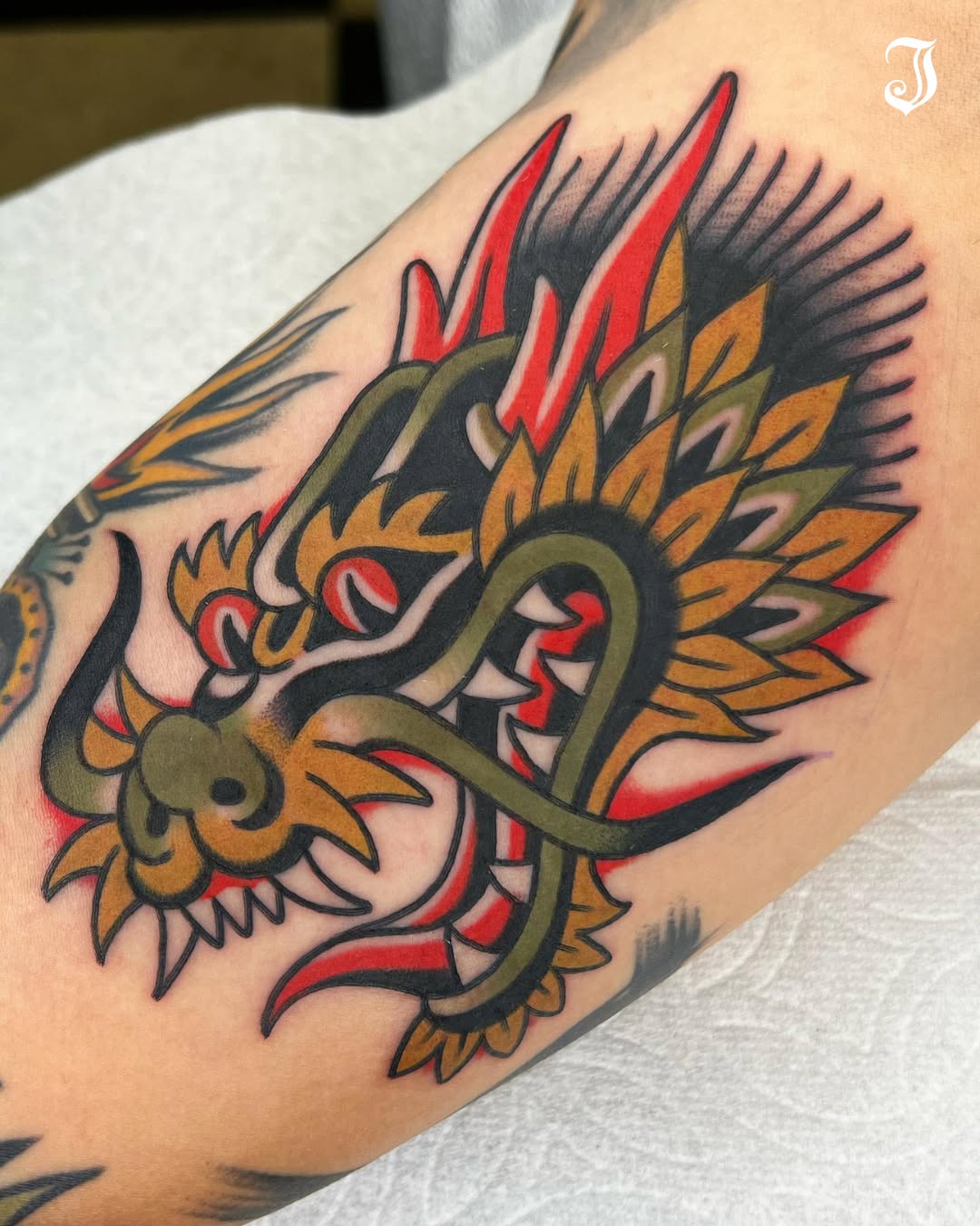 Tattoo by @tatturo_ โ american_traditional