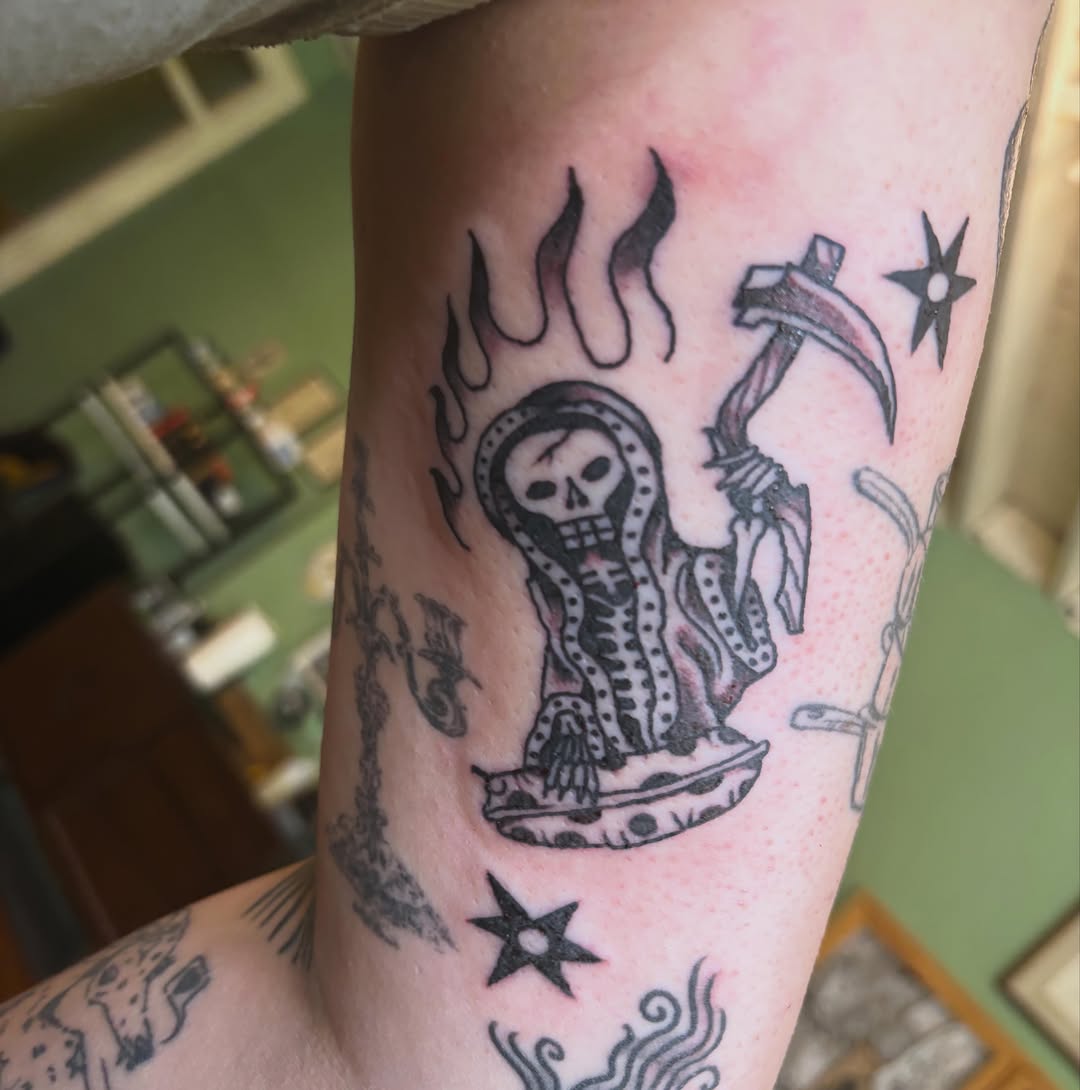Tattoo by @easy_peezy_pokes โ american_traditional