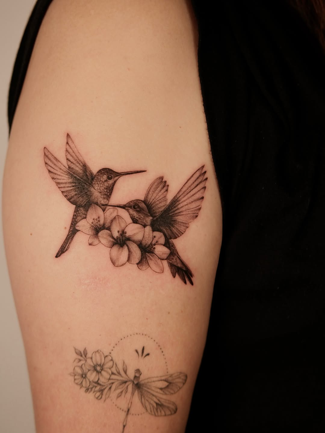Tattoo by @ninnalopesart — realism, black_and_grey