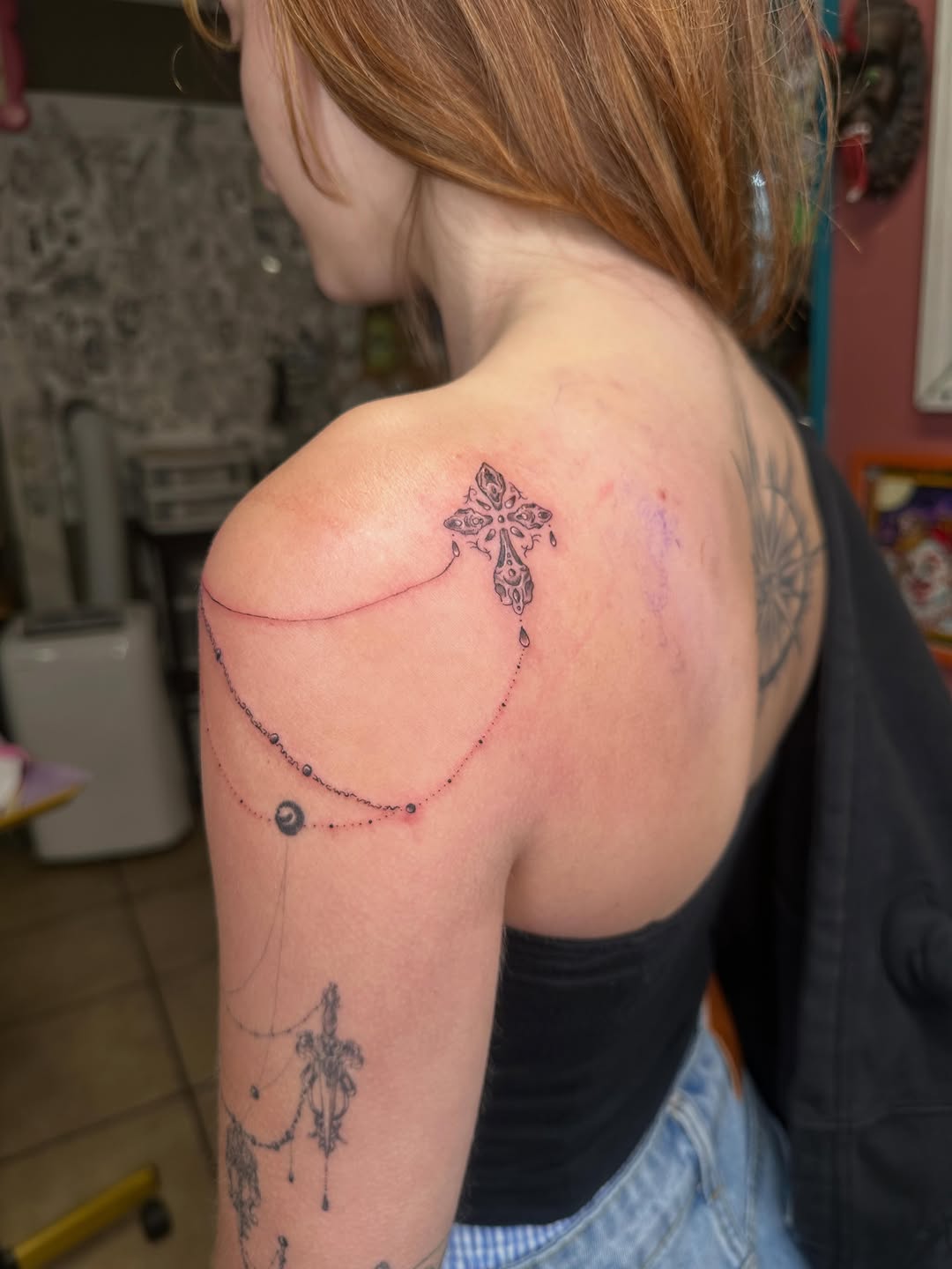 Tattoo by @alexgunshefski — fine_line, ornamental