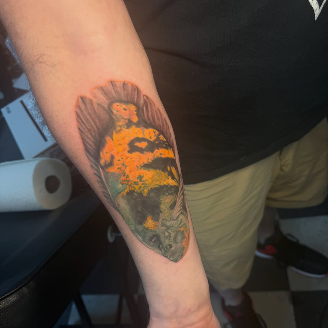 Tattoo by @tattoosbynahla โ realism