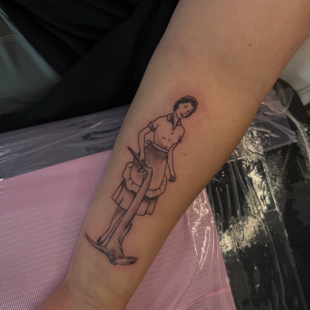 Tattoo by @tattoosbynahla โ black_and_grey