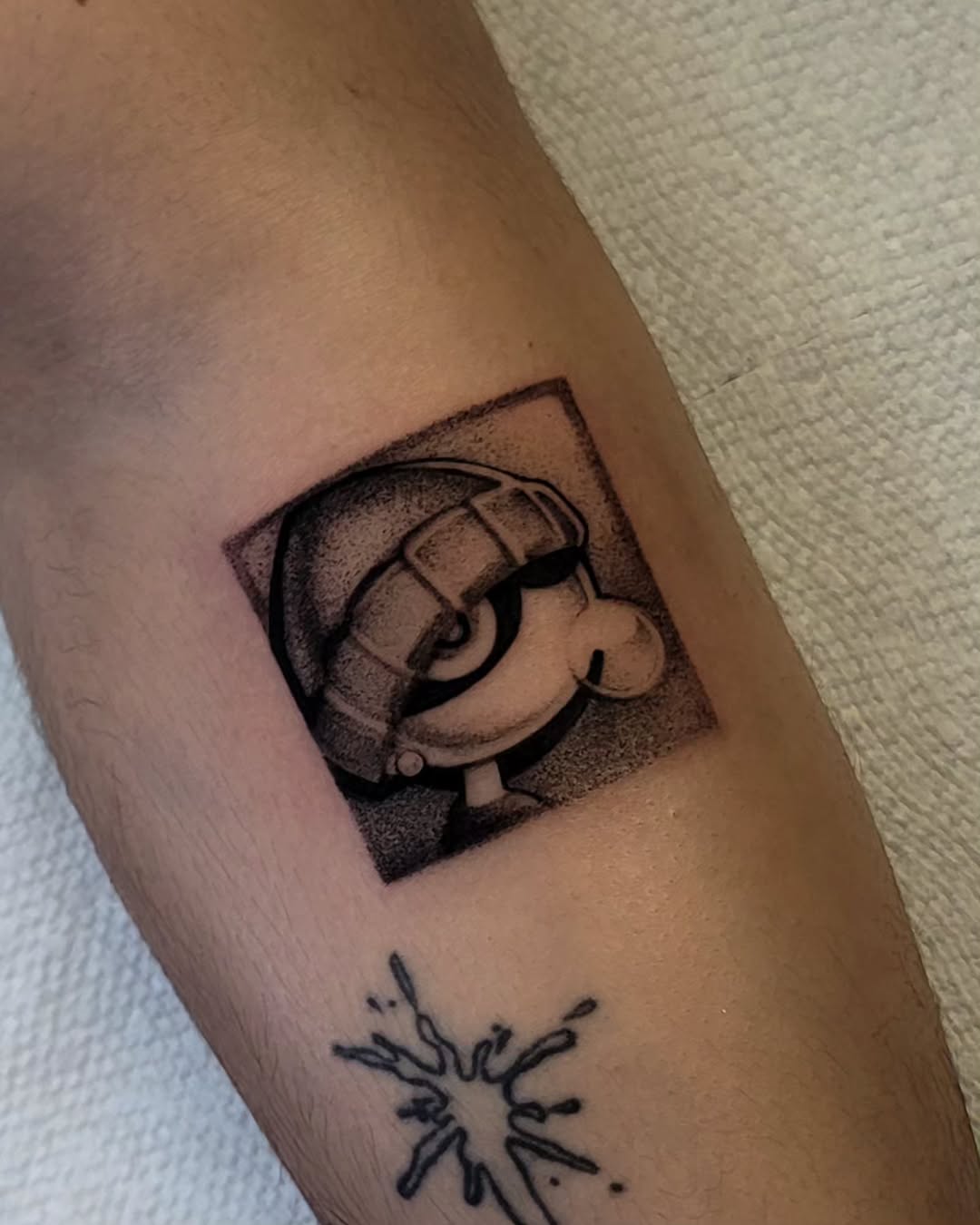 Tattoo by @batsflesh — illustrative, black_and_grey