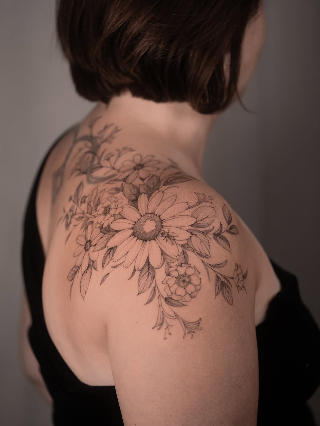Tattoo by @shekhme โ fine_line, black_and_grey