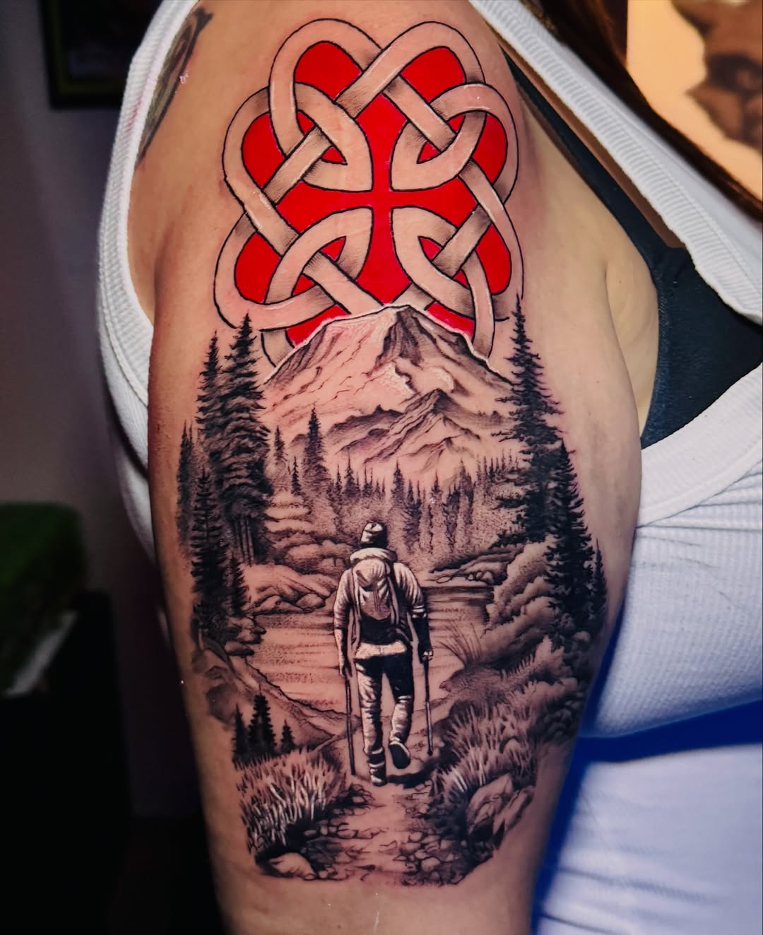 Tattoo by @stiffrakoonink โ realism