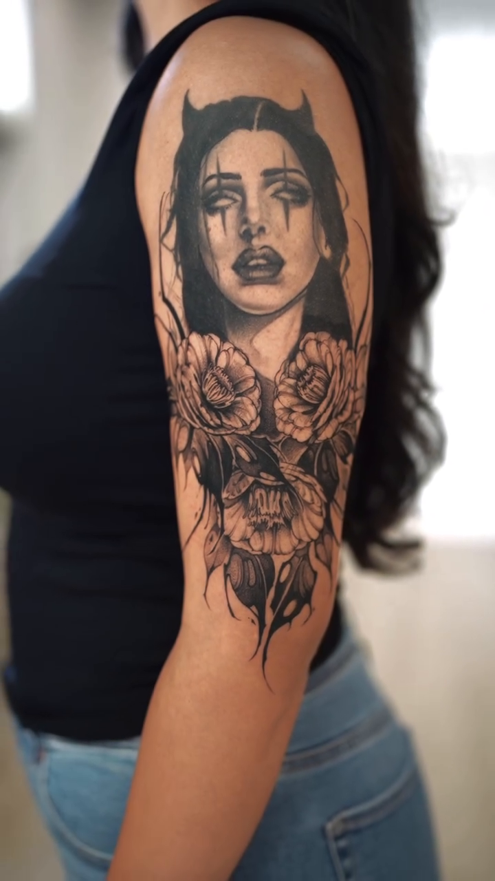 Tattoo by @ana.inked โ black_and_grey, illustrative