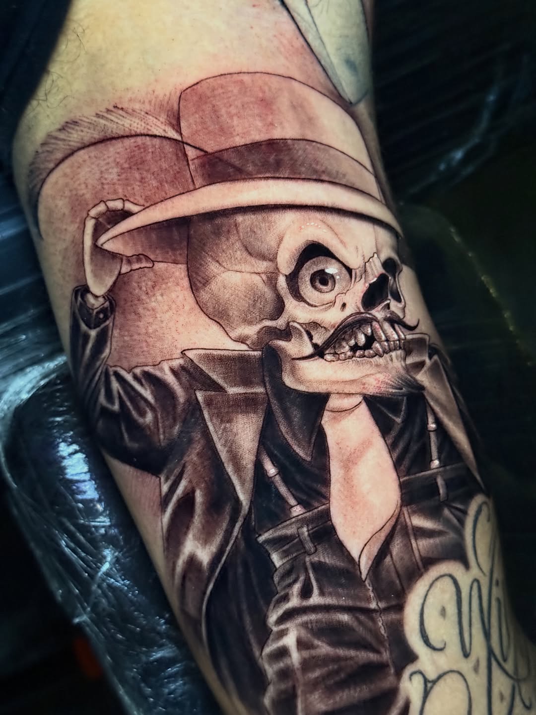 Tattoo by @meza.cruz.tatuajes โ black_and_grey, realism