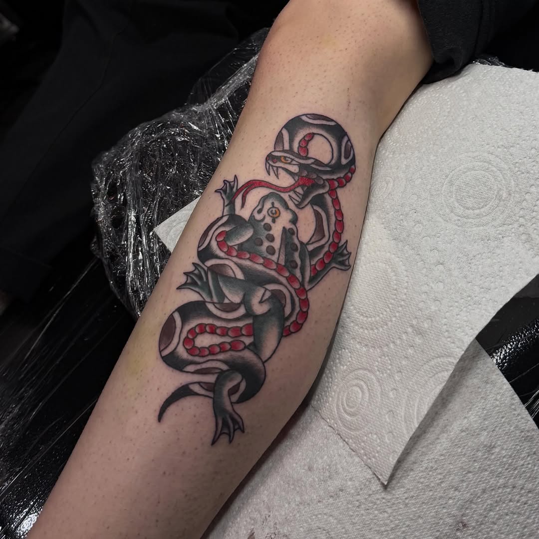 Tattoo by @stephhudsontattoo โ american_traditional