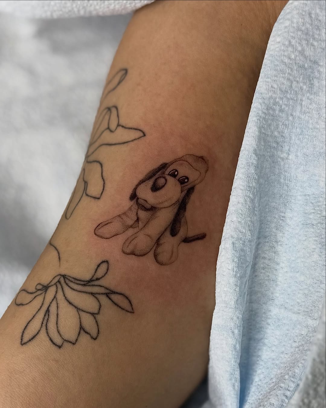 Tattoo by @jadegir.art — realism, black_and_grey