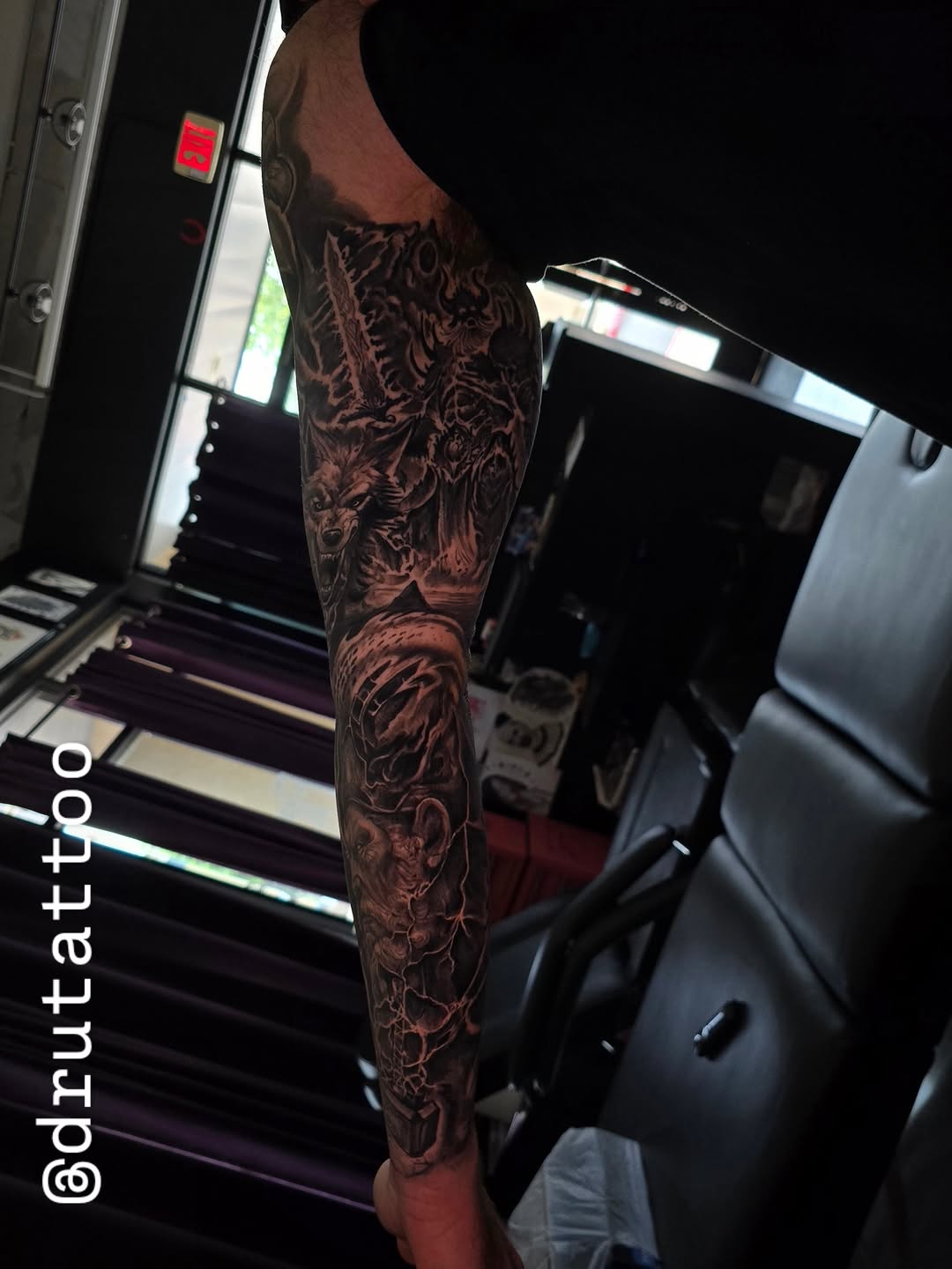 Tattoo by @drutattoo — realism, dark_realism