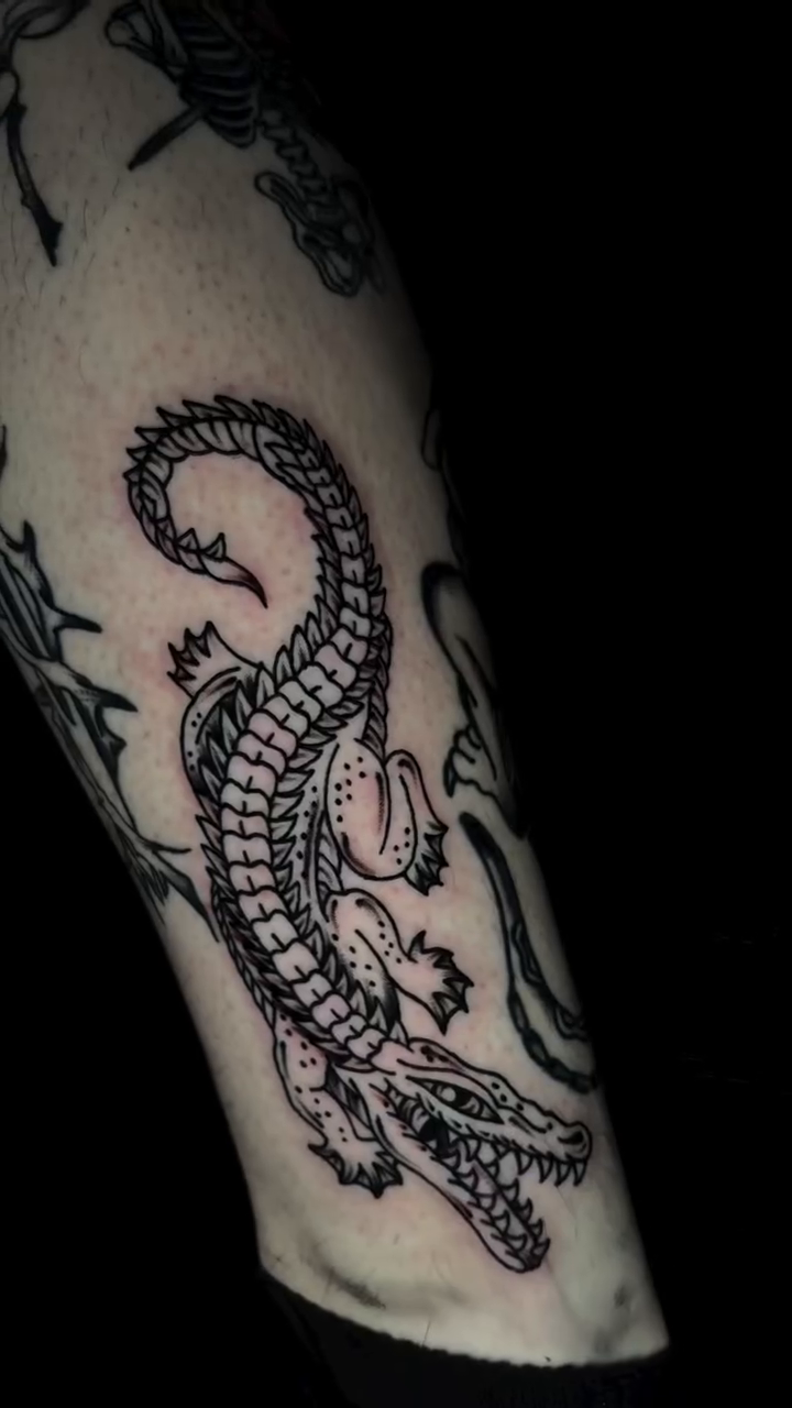 Tattoo by @babypunktattoos β american_traditional, illustrative