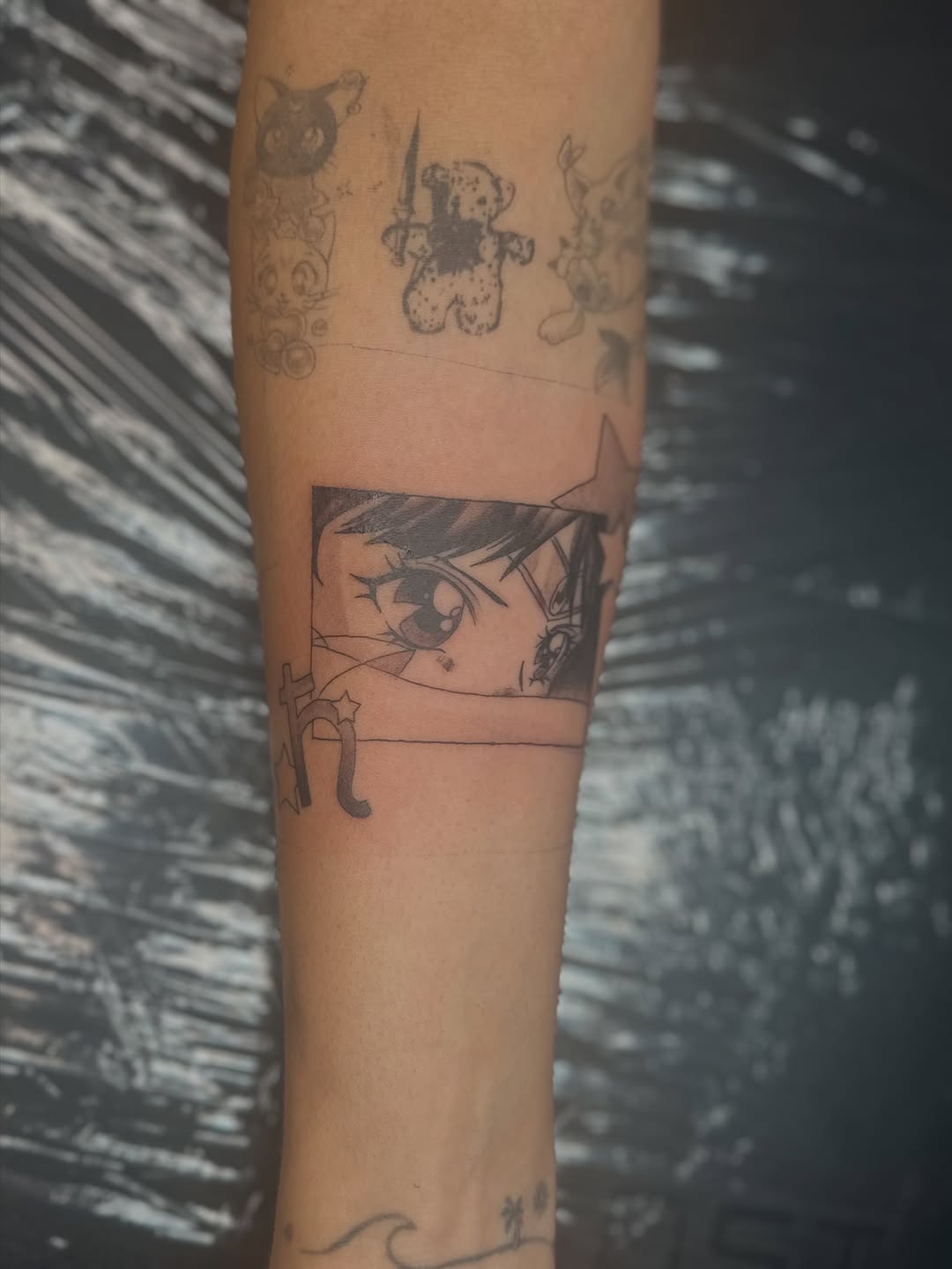 Tattoo by @starsantos.tattoo β anime, black_and_grey