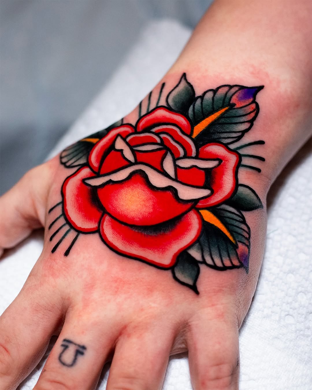 Tattoo by @miguelcomintattooer โ american_traditional