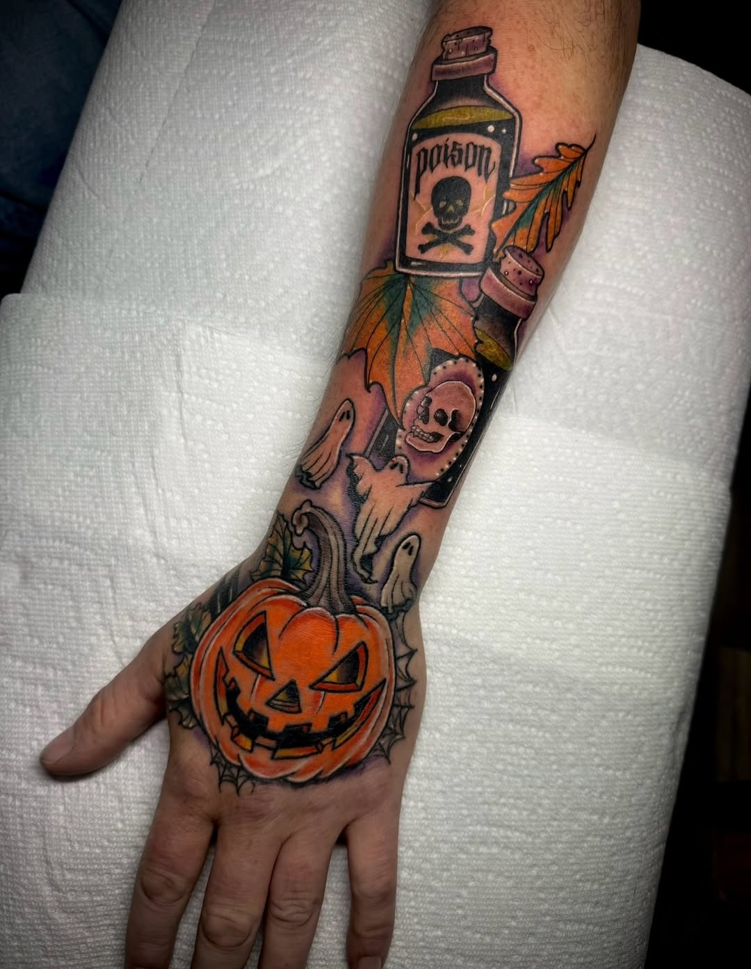 Tattoo by @urmomtat2 — american_traditional, neo_traditional