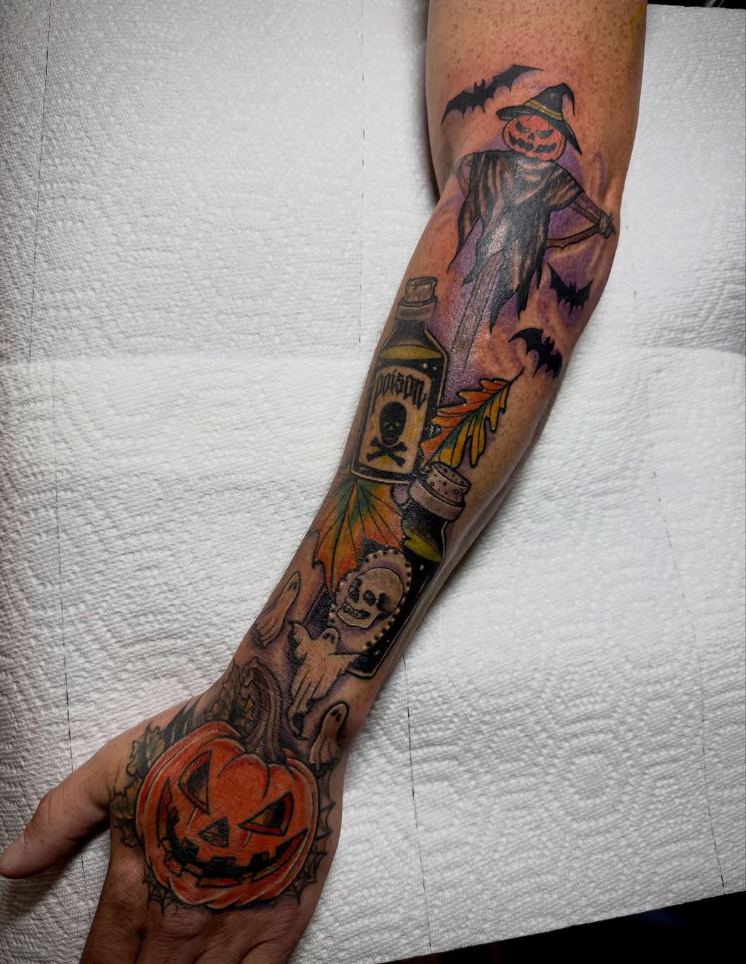 Tattoo by @urmomtat2 — american_traditional, new_school