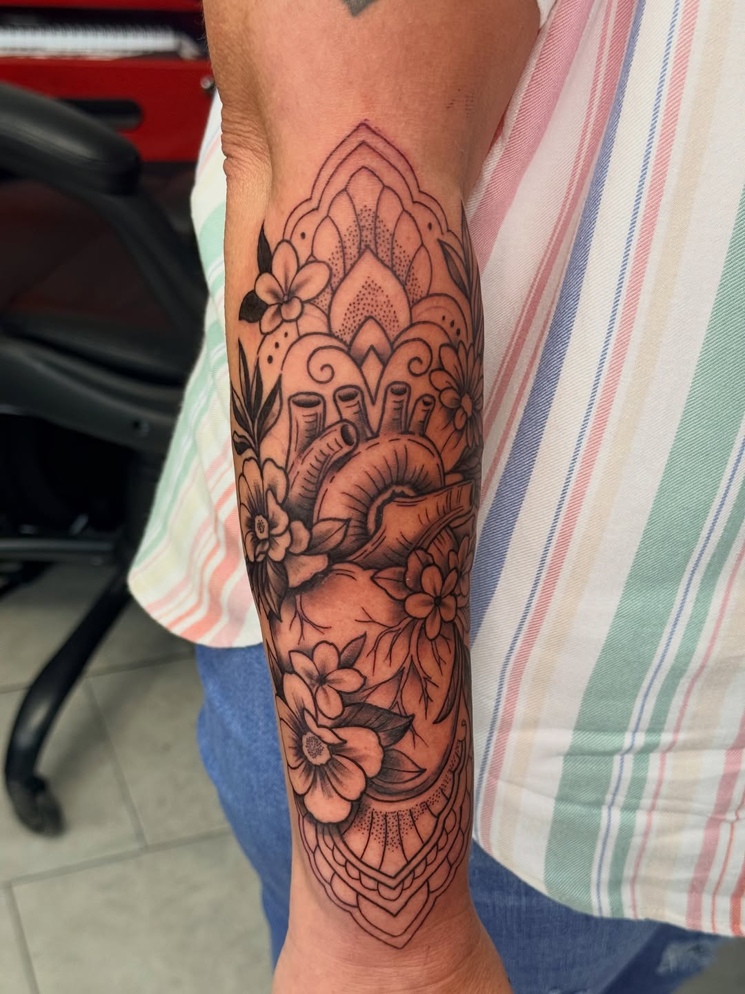 Tattoo by @kendyyl — black_and_grey, ornamental